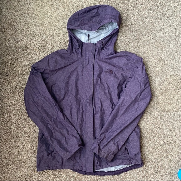 The North Face Waterproof Rain Jacket - Venture II 2.5L (Size L) - Picture 2 of 6